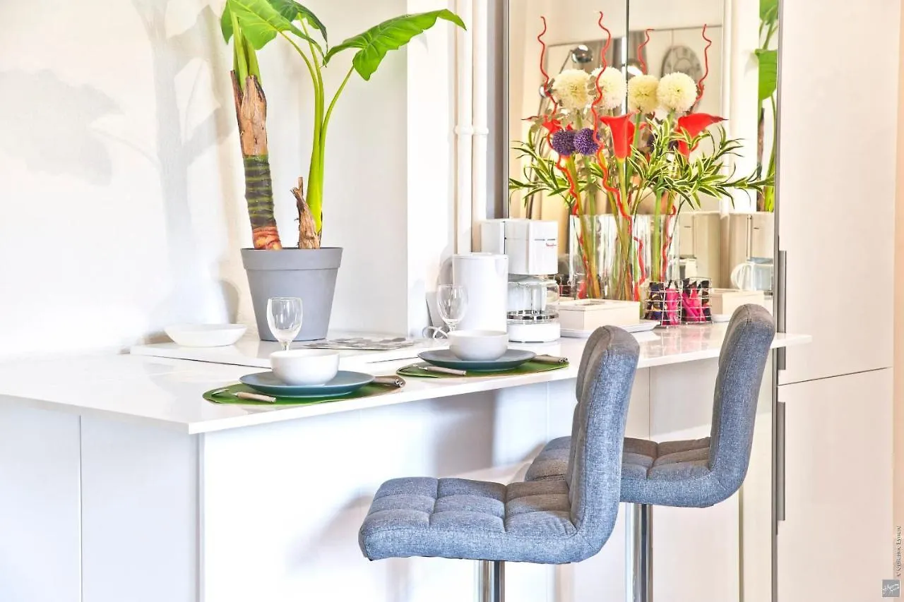 Very Nice Flat In The Heart Of Nice 10 Min Away From The Beach - Welkeys Apartment