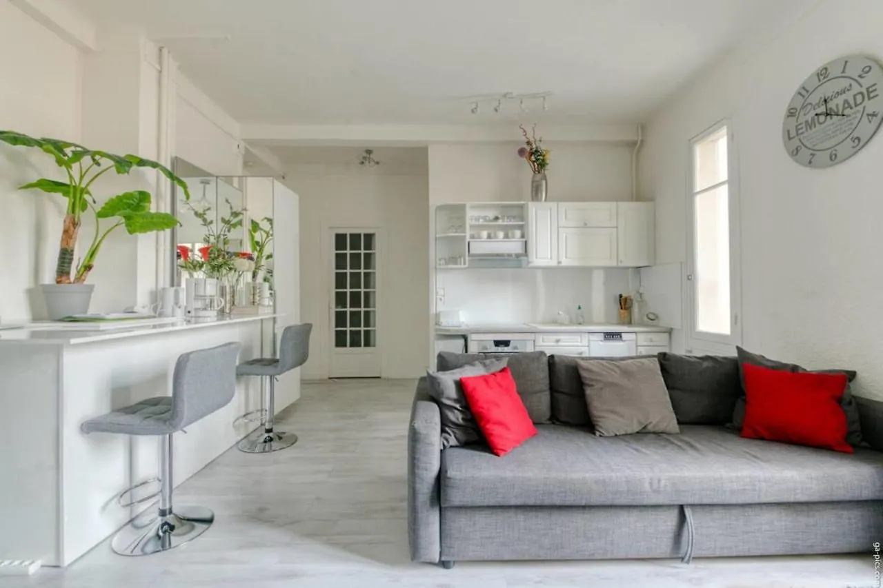 Very Nice Flat In The Heart Of Nice 10 Min Away From The Beach - Welkeys Apartment